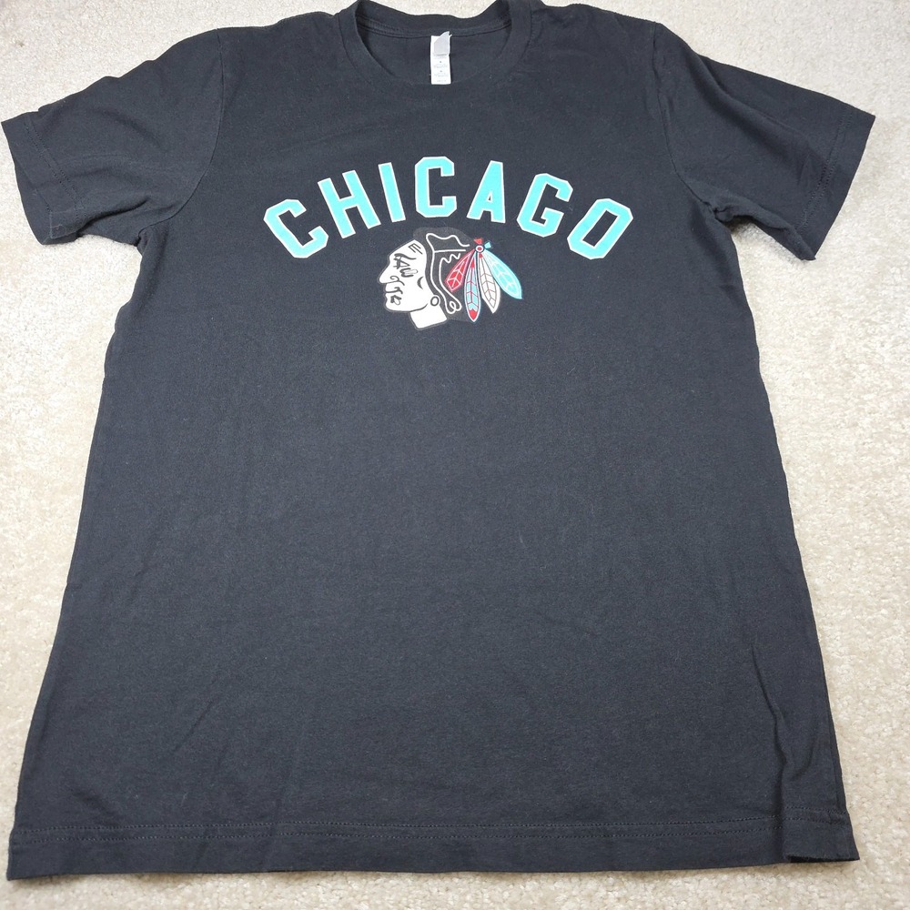 Bella + Canvas T-Shirt Womens M Black Cotton Chicago Blackhawks NHL Graphic Tee - Picture 2 of 8